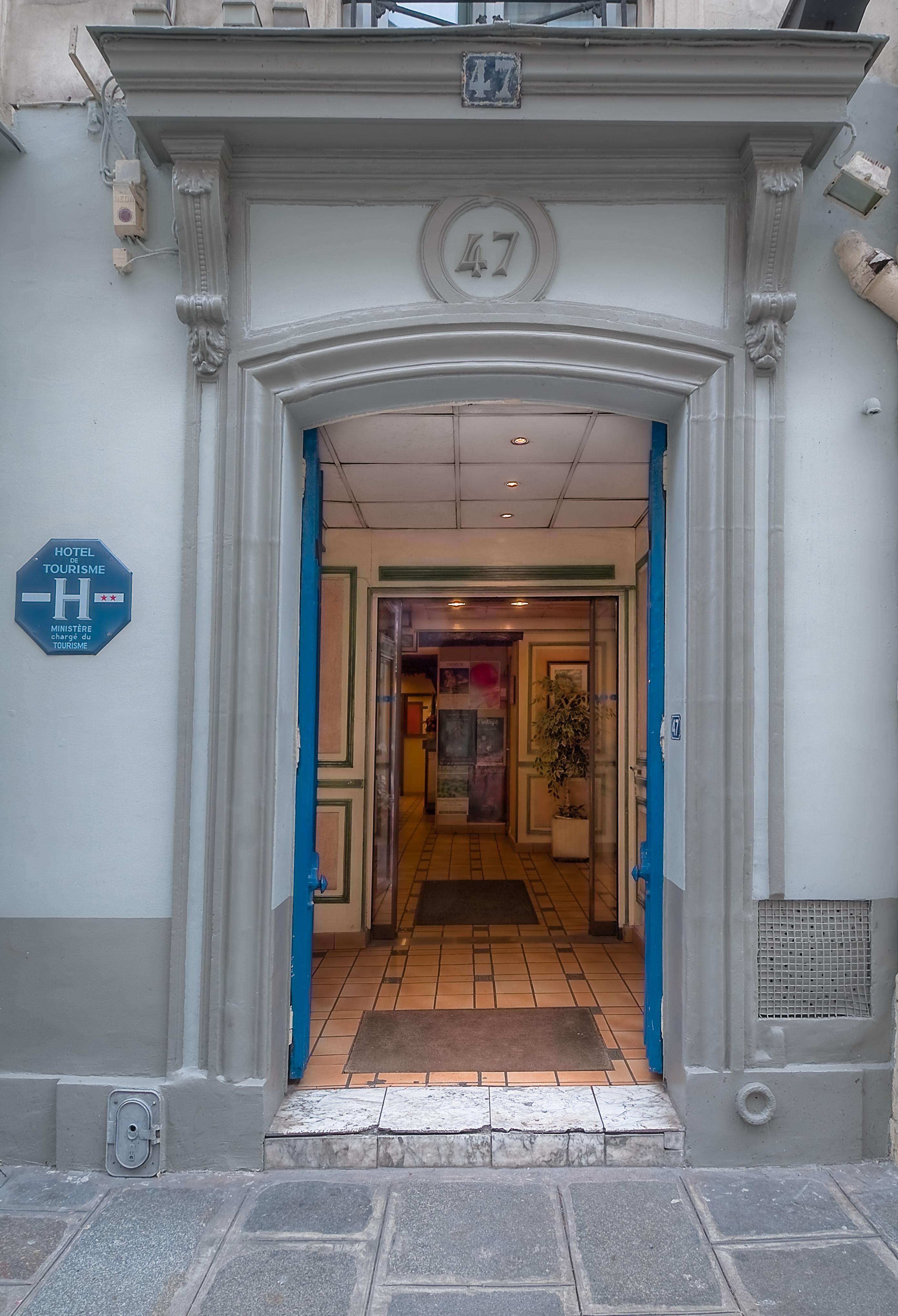 Le Faubourg Opera 2* Parijs