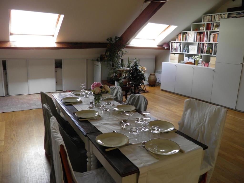 Le Faubourg Opera Parijs